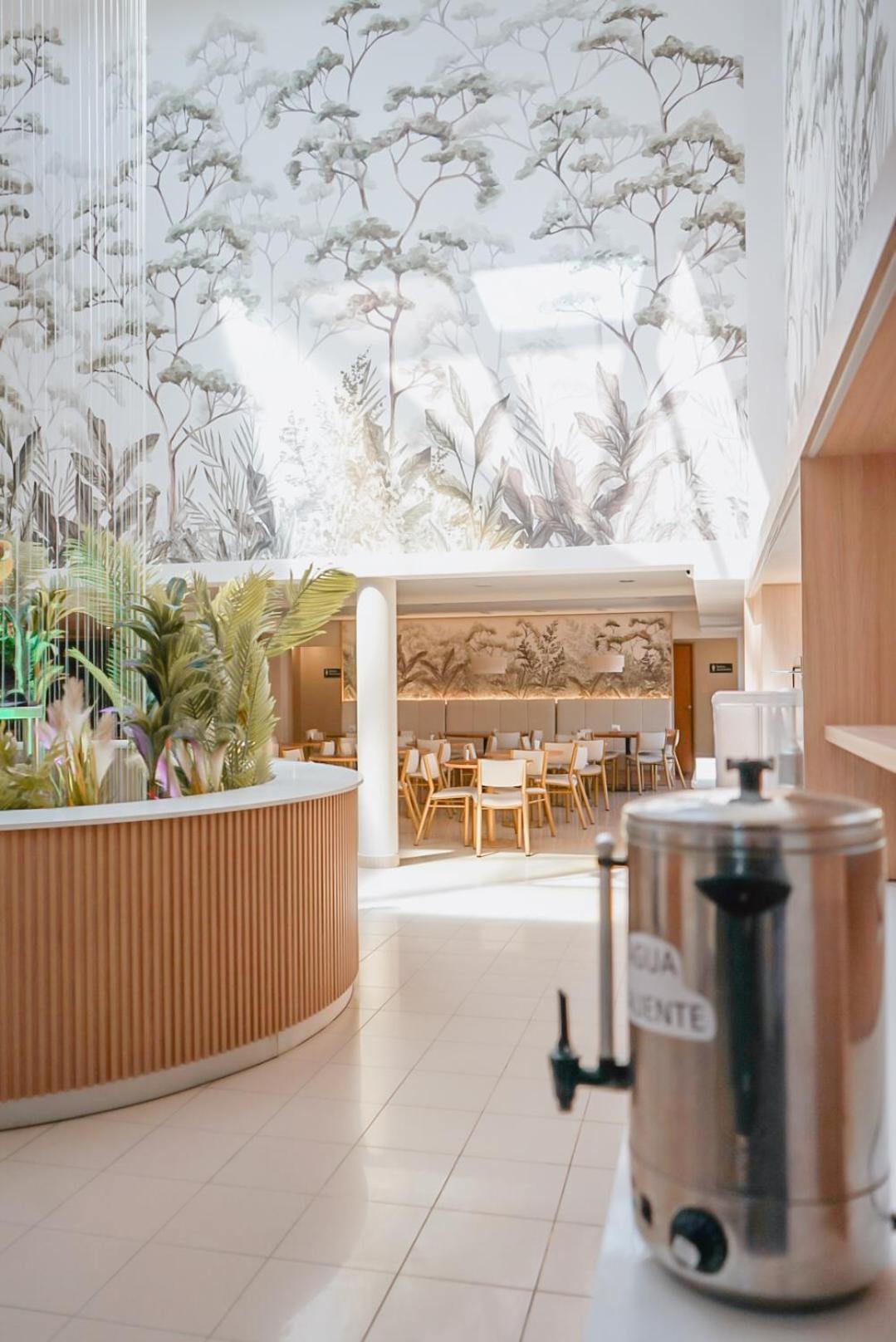Land Express Neuquen Hotel Exterior photo